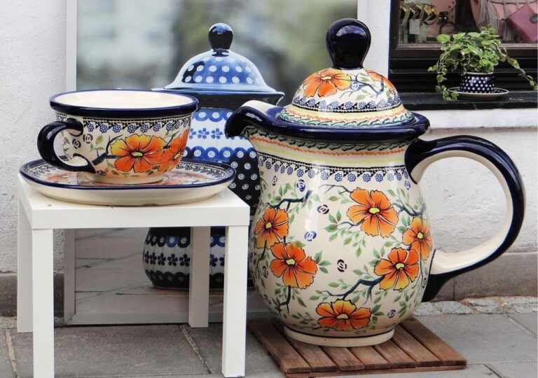 Naczynia ceramiczne z Bolesławca są uwielbiane za zagranicznych turystów