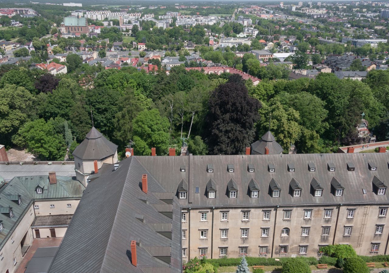Widok na miasto Częstochowa z murów klasztoru Jasnej Góry