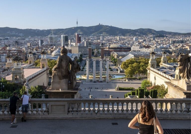 Barcelona - widok na Plaça España