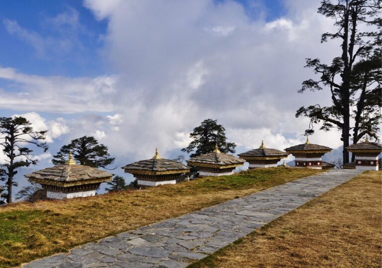 Bhutan - tajemnicze Królestwo Szczęścia