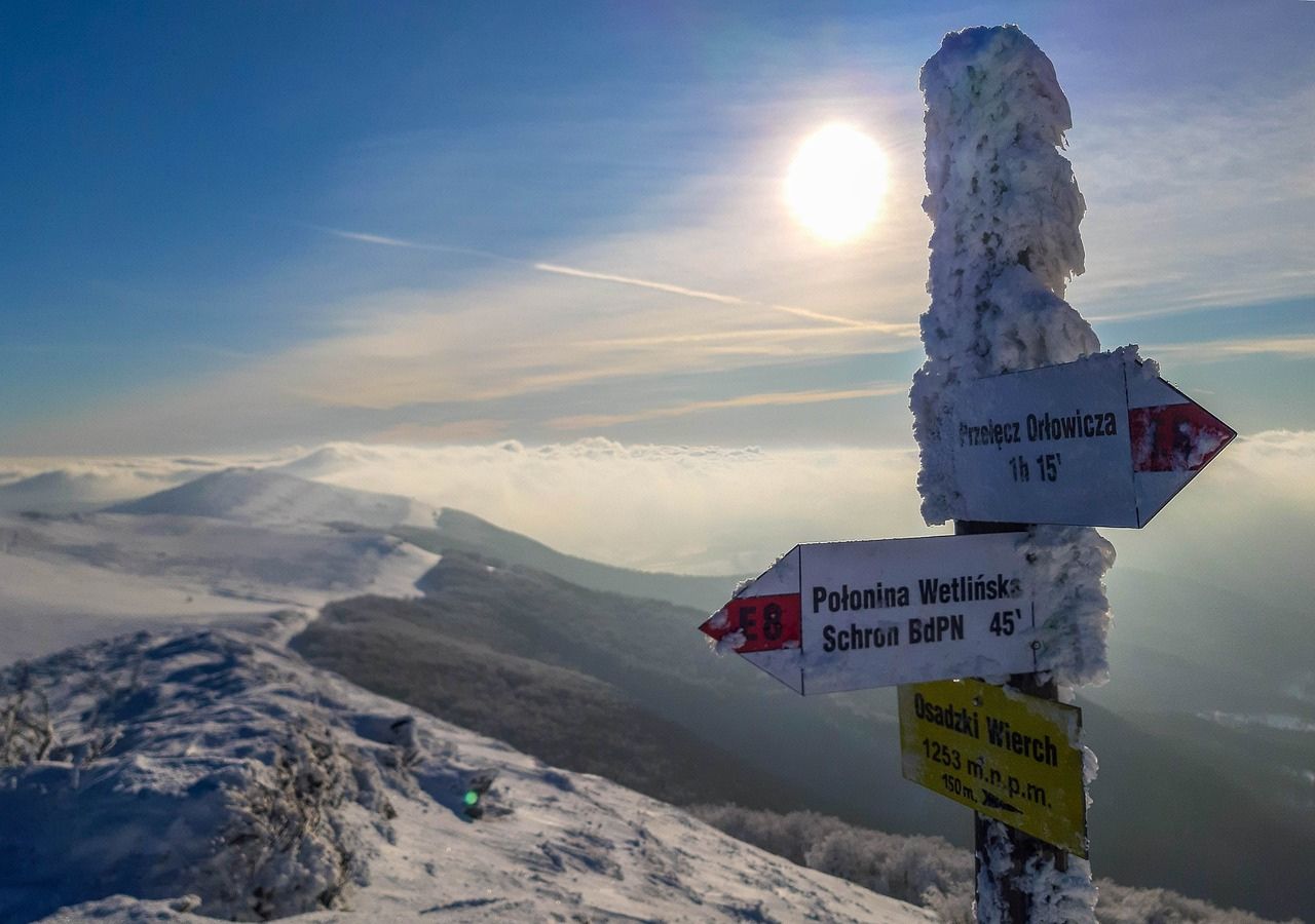 Drogowskaz w Bieszczadach