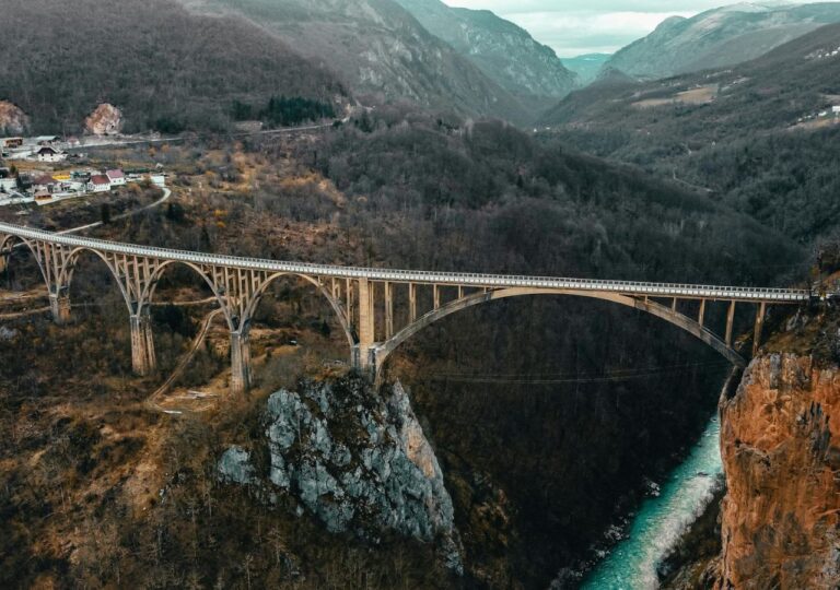 Most Đurđevića, zbudowany w latach 30., Czarnogóra