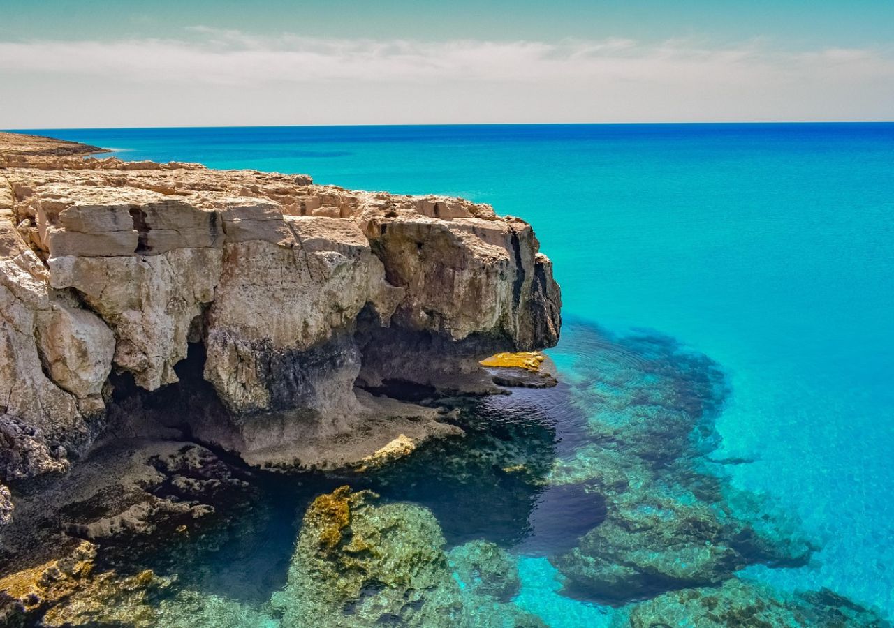 Polacy uwielbiają wyjazdy na Cypr