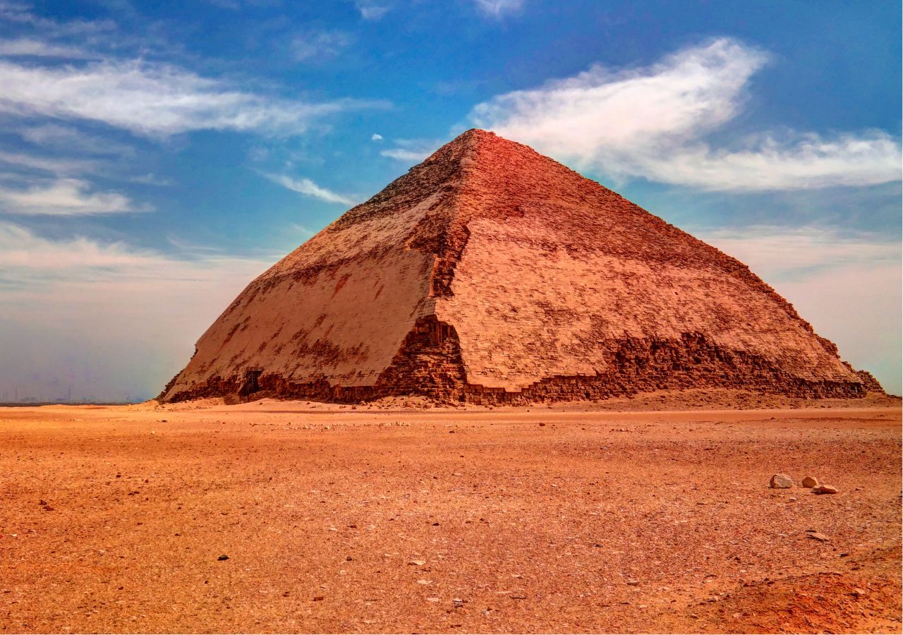 Czerwona Piramida w Dahszur w Egipcie