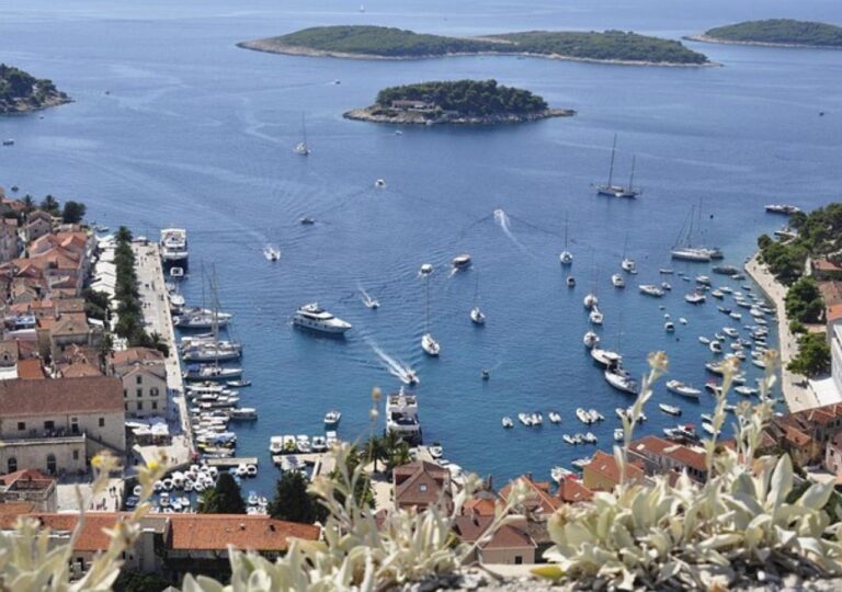 Port w Hvar, Chorwacja - Europa