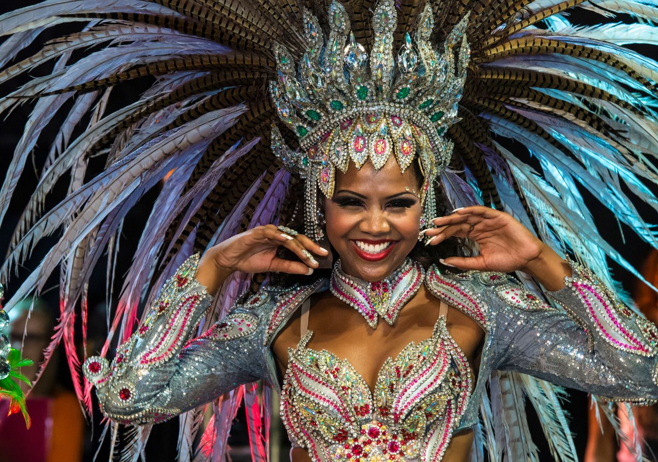 Tancerka samby w czasie karnawału w Rio de Janeiro - Brazylia