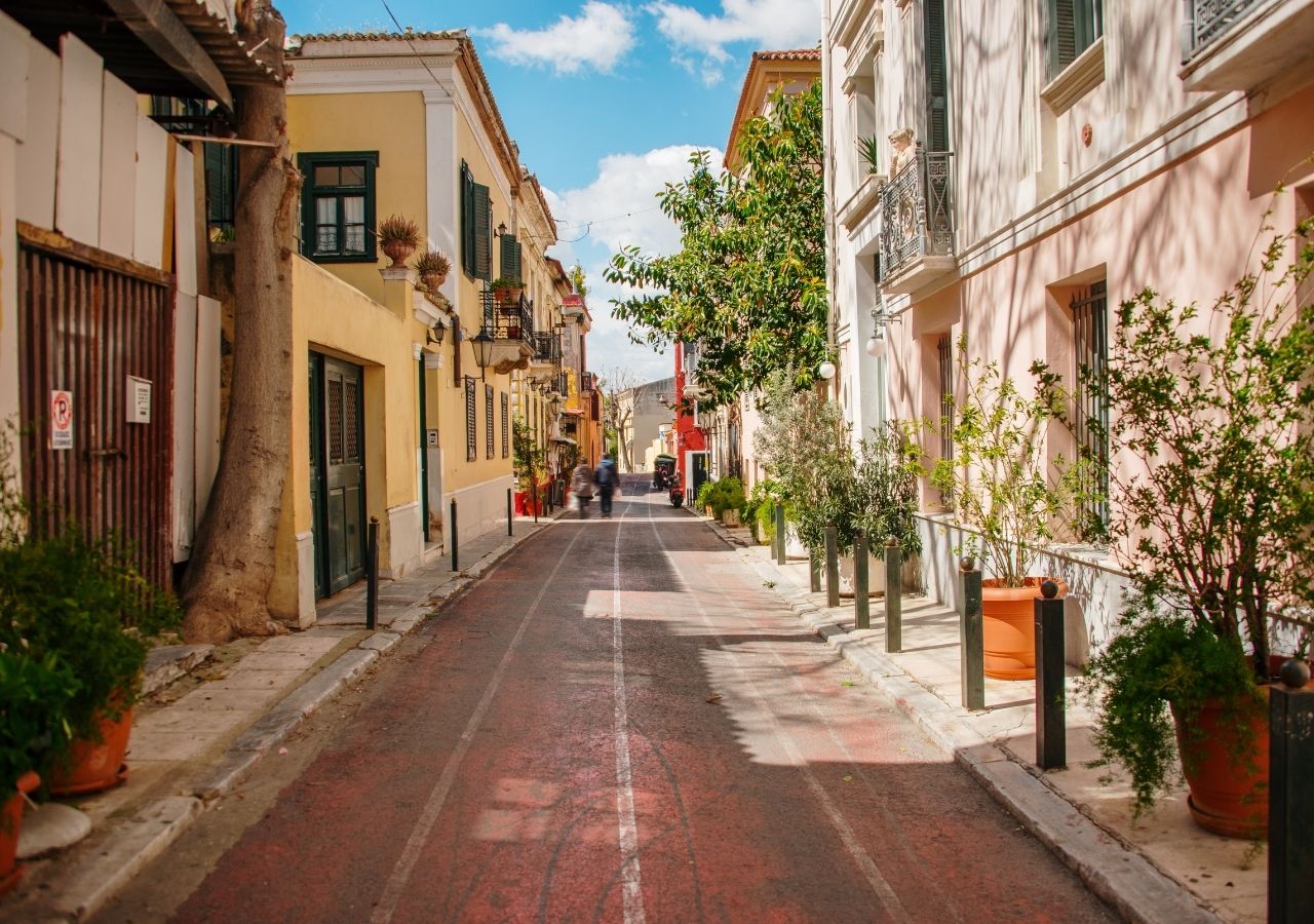 Uliczka na Place w Atenach, Grecja