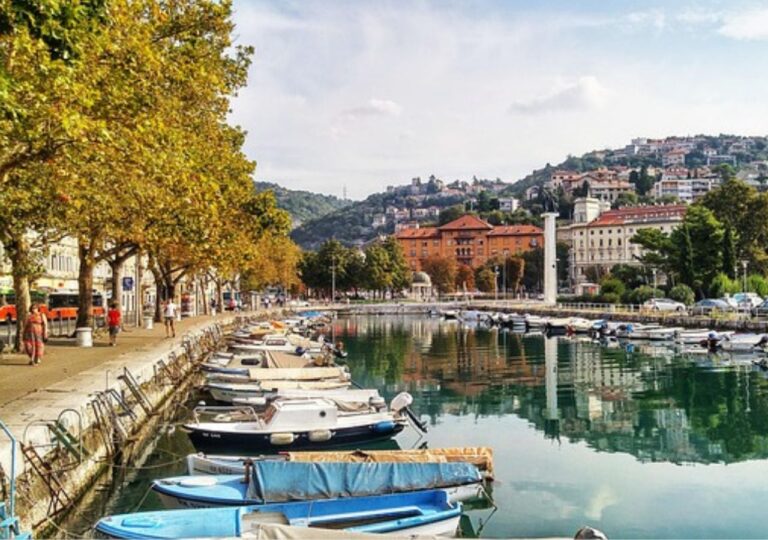 Port w Rijece w Chorwacji