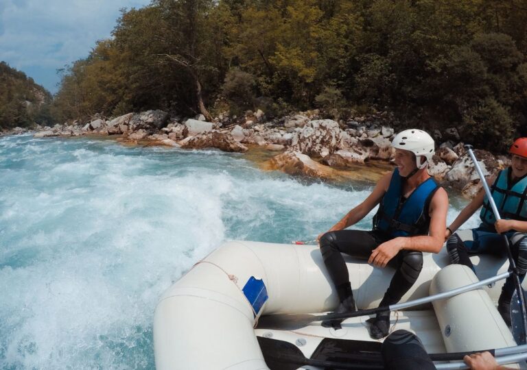 Rafting po rzece Tara w Czarnogórze