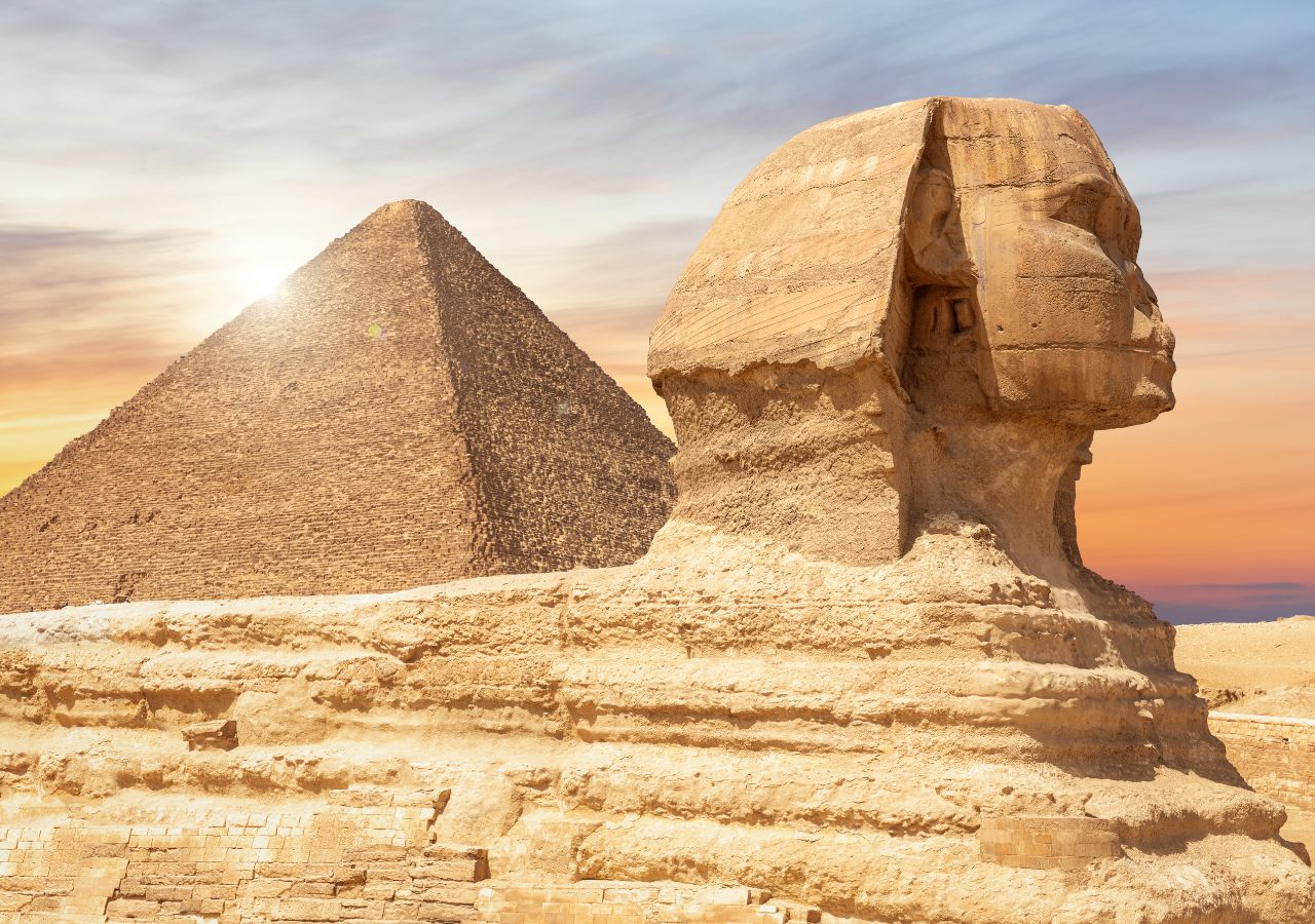 Egipt: sfinks i piramida cheopsa