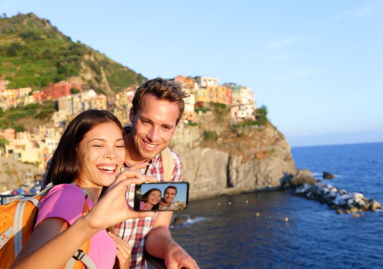 Czym lepiej fotografować na wakacjach. Telefon czy aparat?