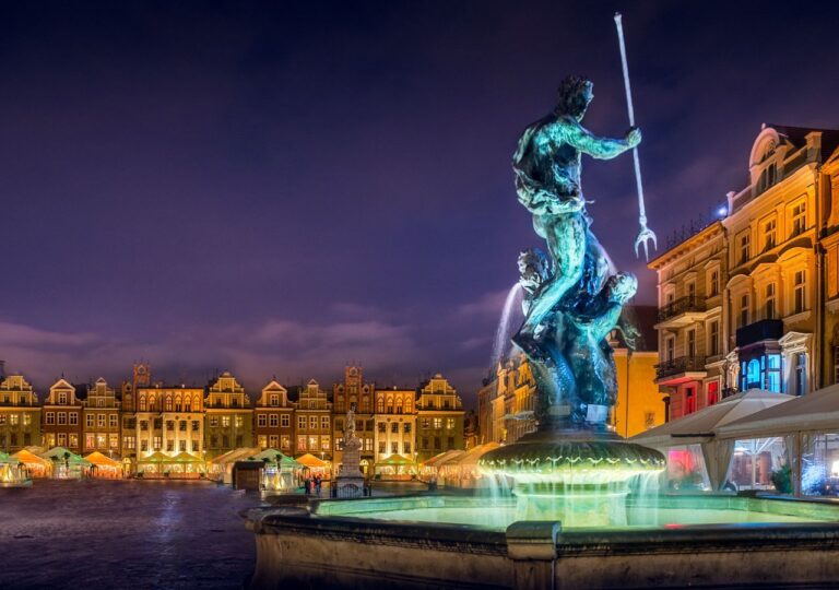 Fontanna Neptuna na rynku starego miasta w Poznaniu, Polska