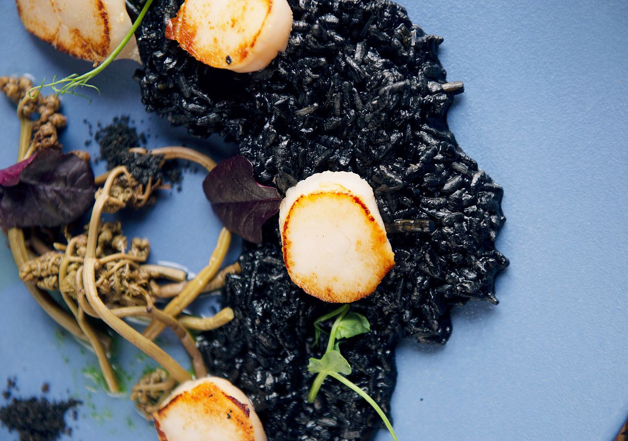 crni rižot chorwacja z eskalopkami