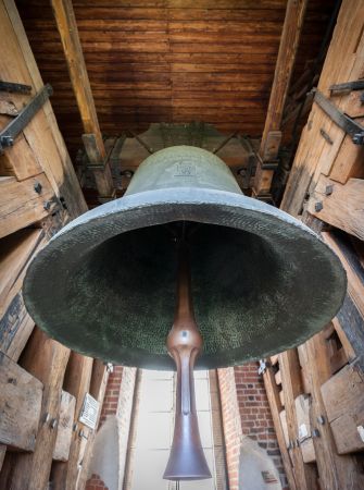 Dzwon Zygmunta z widocznym sercem - Wawel, Kraków