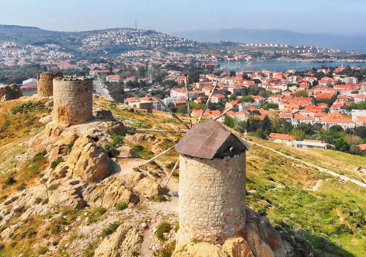 Starożytne zabudowania tureckiej Foci