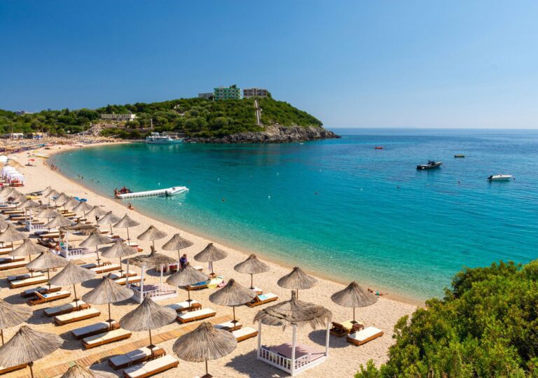 Plaża Jale w Himare - Albania