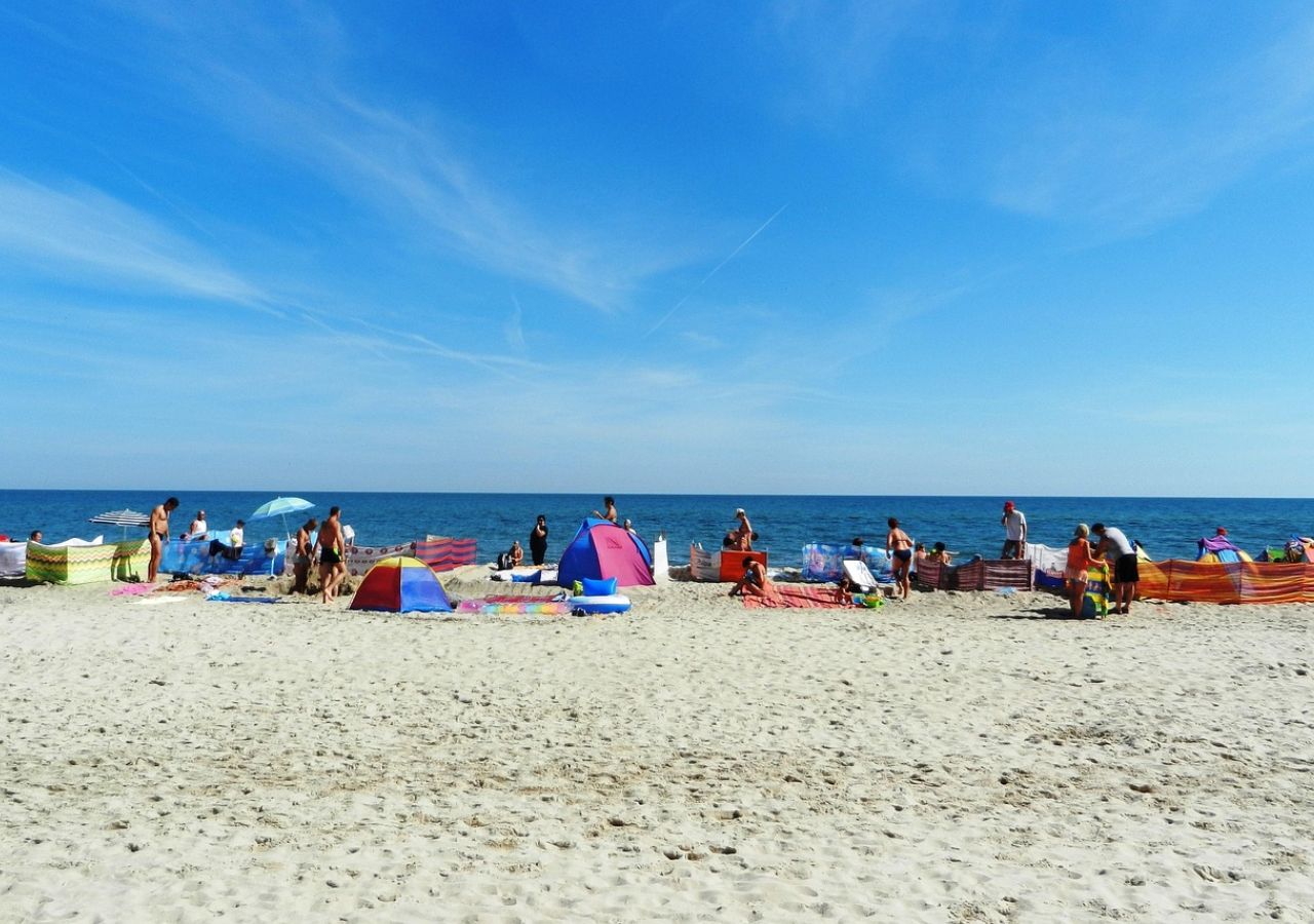 Plażujesz nad Bałtykiem? Musisz znać znaczenie tych flag