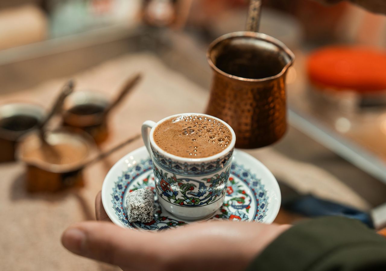 Turecka kawa, a zwłaszcza jej fusy, prawdę ci powie