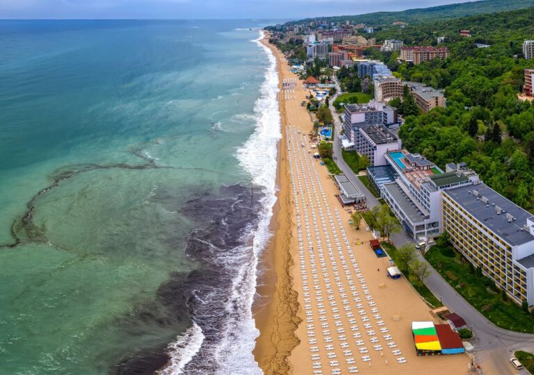 Plaża i kurort w Złotych Piaskach, Bułgaria