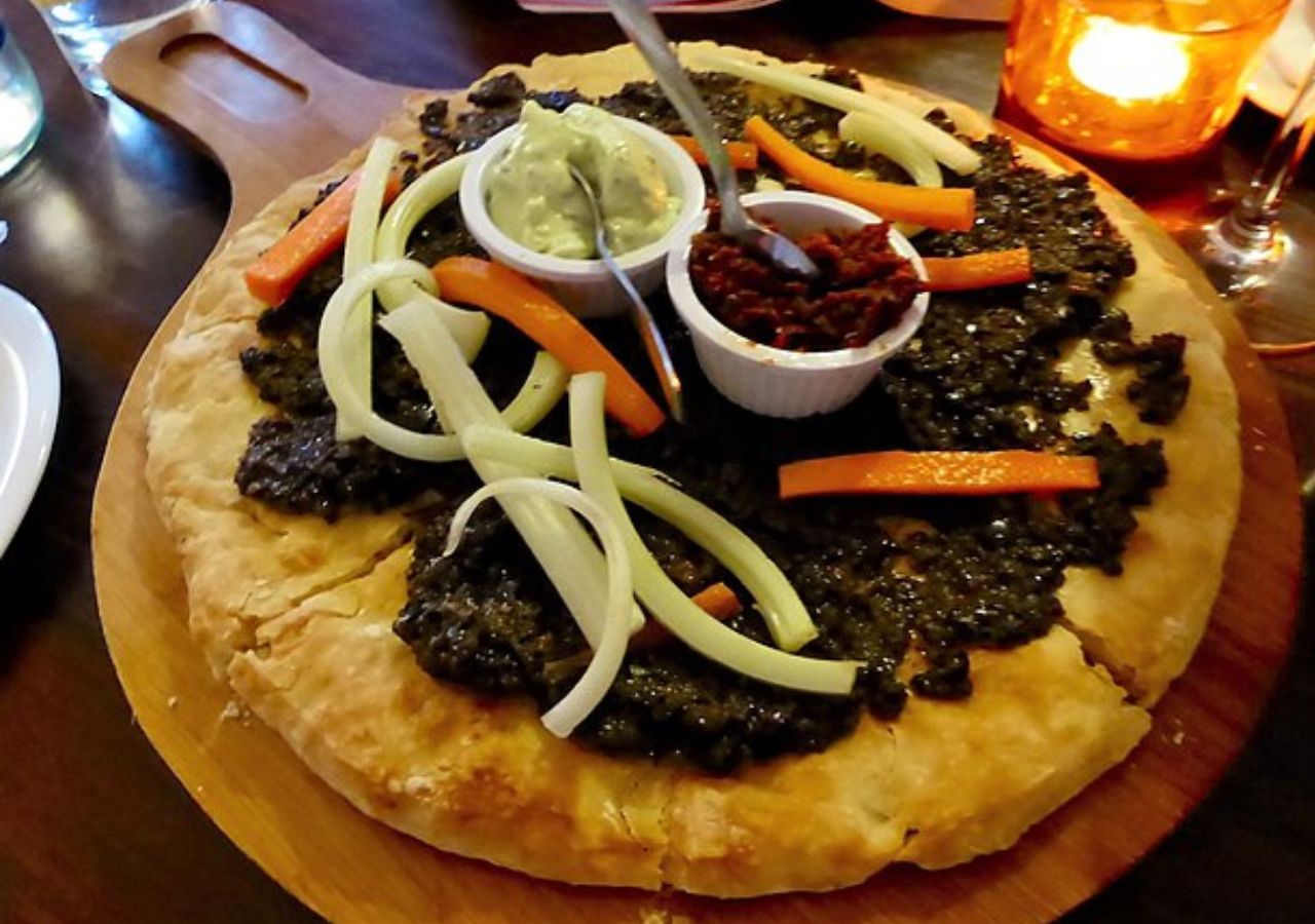 Hobz biz Zejt - bruschetta z malty