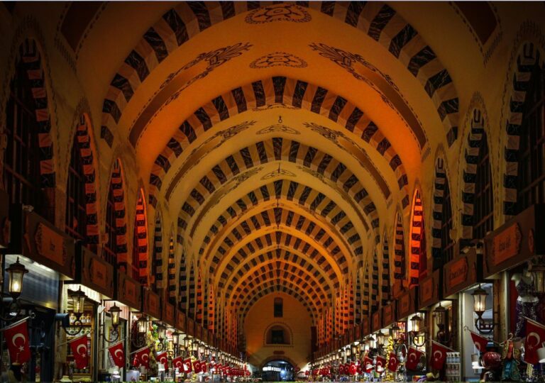 Sklepienie Wielkiego Bazaru - Istambul, Turcja