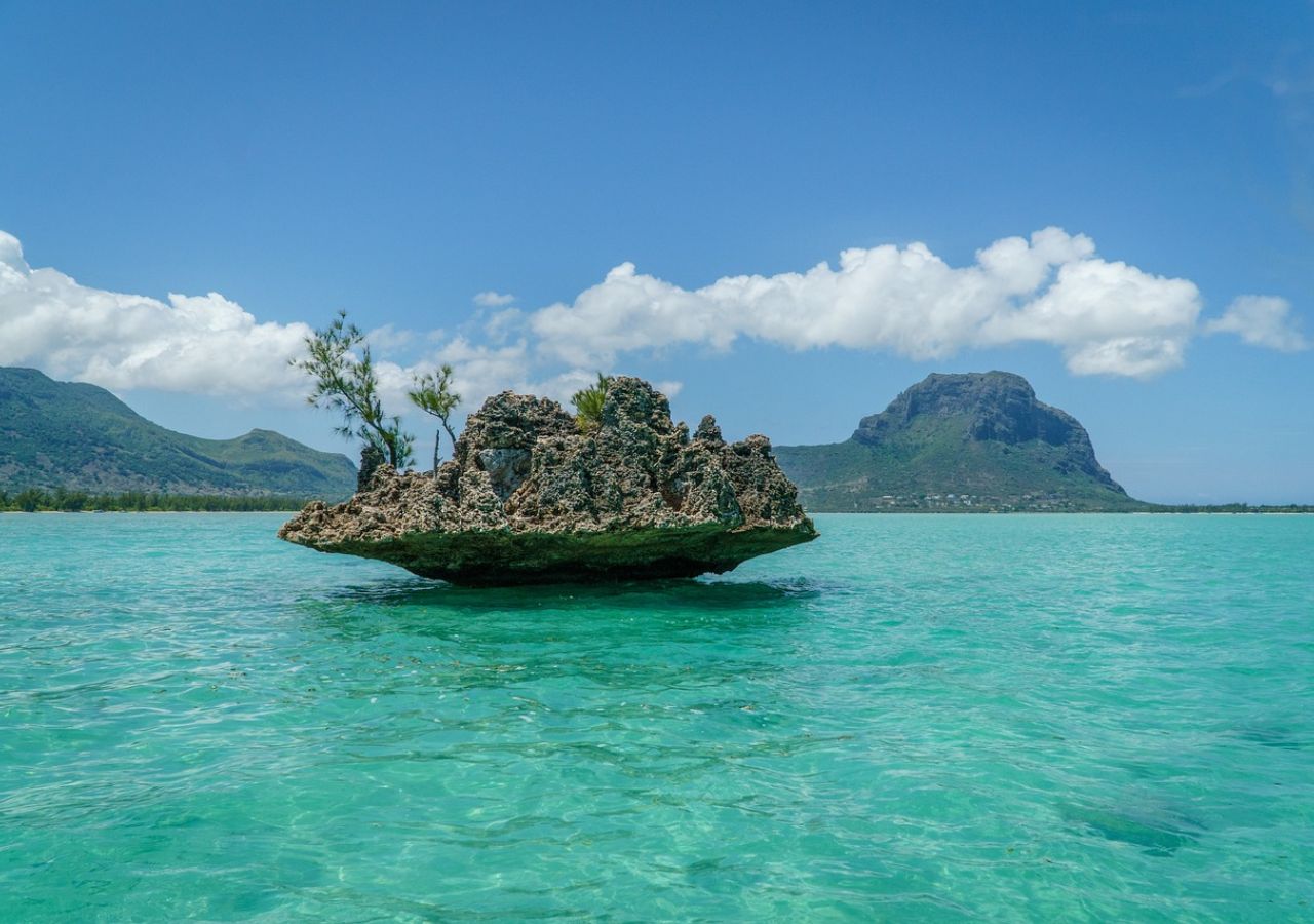 Mauritius - słynna skała Crystal Rock