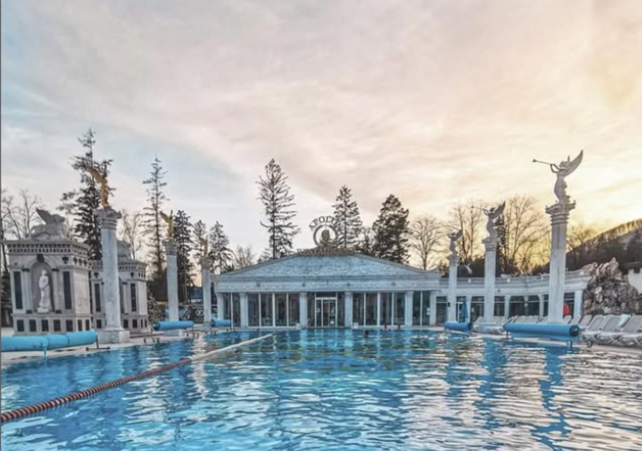 Termy Aphrodite – główny basen - Rajecké Teplice, Słowacja