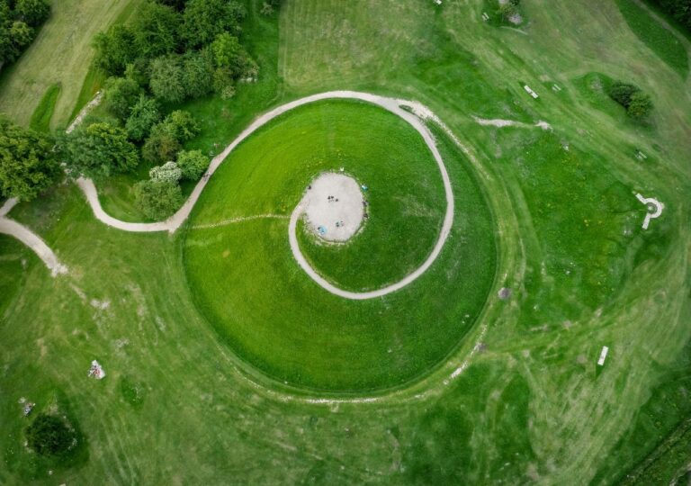 Kopiec Krakusa w Krakowie. Według legendy to miejsce pochówku słynnego księcia Kraka