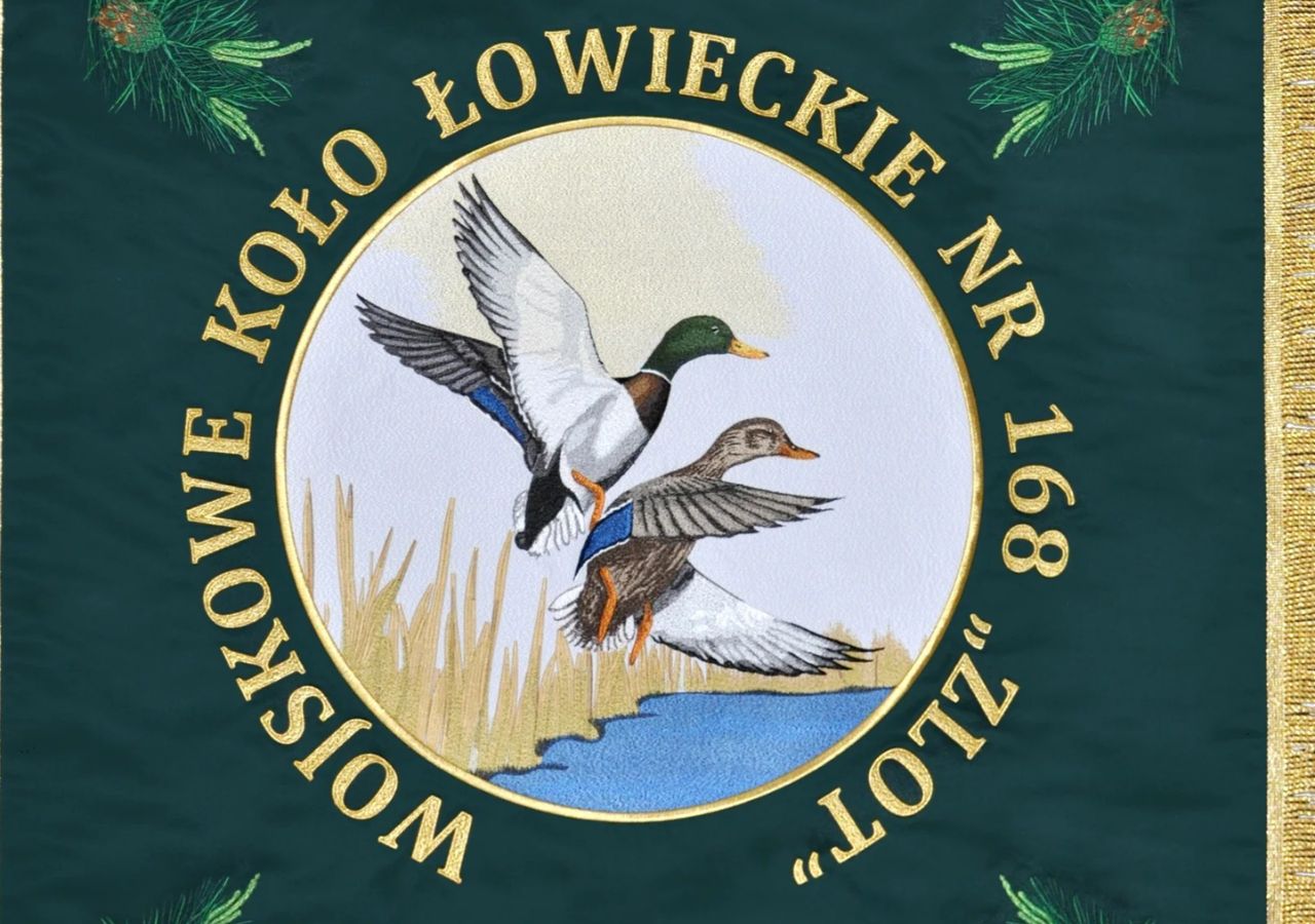Tradycyjny sztandar koła łowieckiego