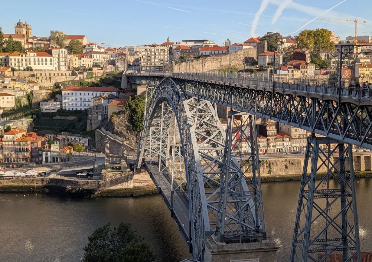 Most w Porto - jeden z symboli Portugalii